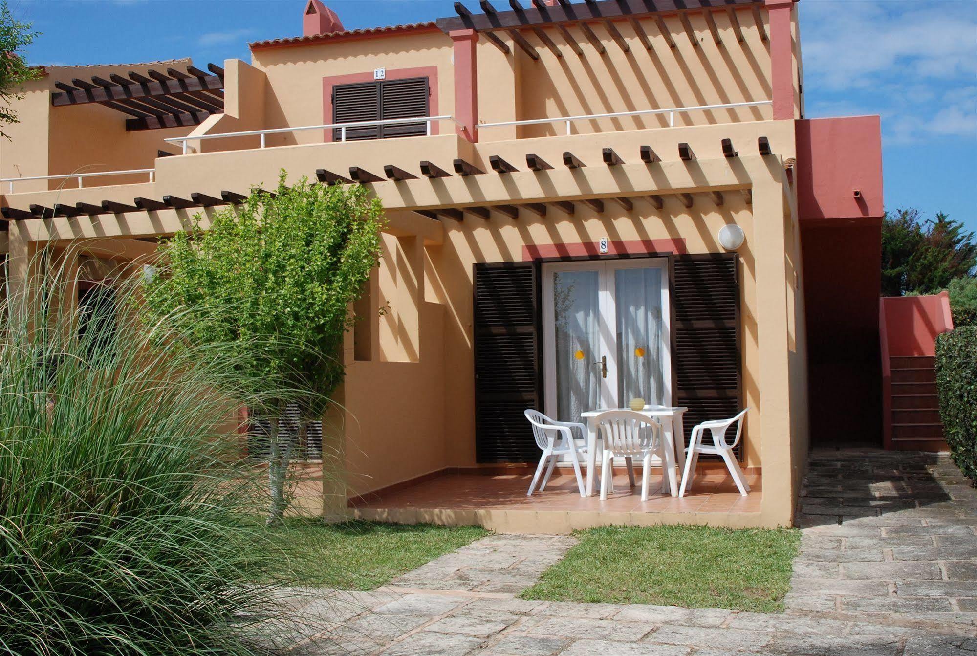 Apartamentos Ses Anneres Cala'N Blanes  Eksteriør bilde